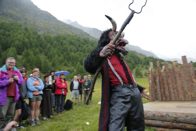 Theaterfestival auf der Alm – Freilichttheater zum 50-Jahres-Jubiläum  - Heimatbühne Schnals EO