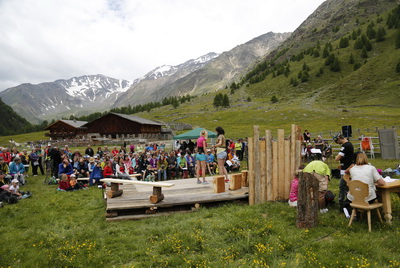 Theaterfestival auf der Alm – Freilichttheater zum 50-Jahres-Jubiläum  - Heimatbühne Schnals EO